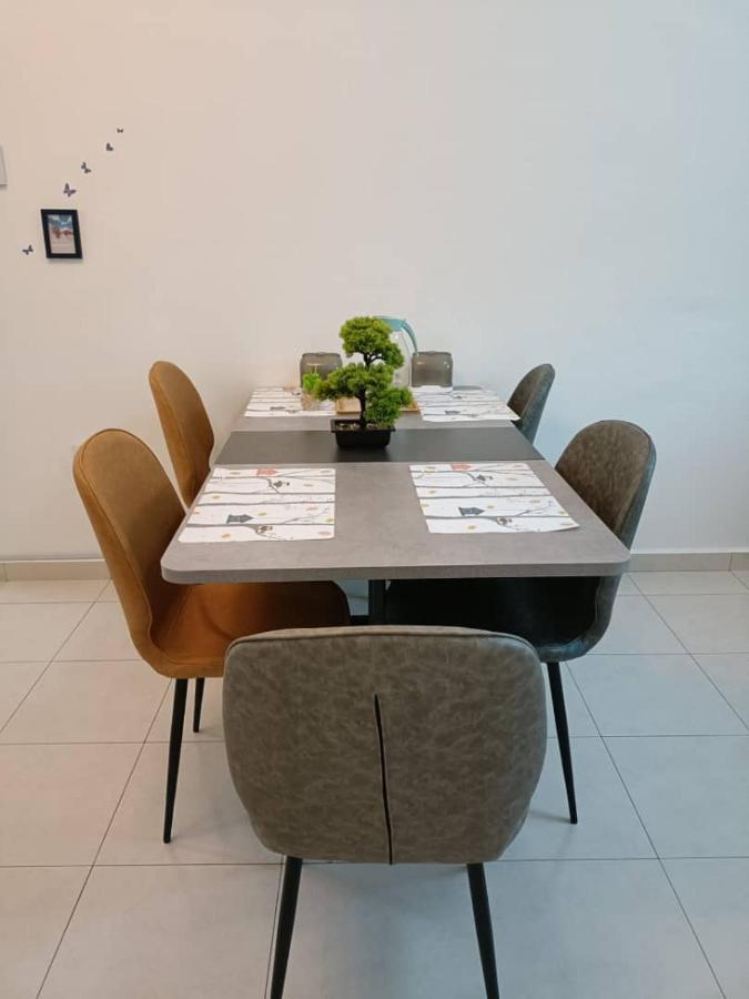 Home Feel-Hibiscus Suites Kampar Extérieur photo